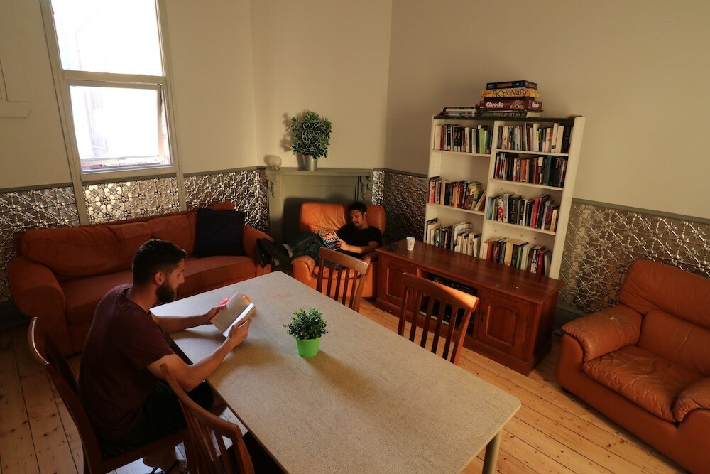 Фото Britannia on William