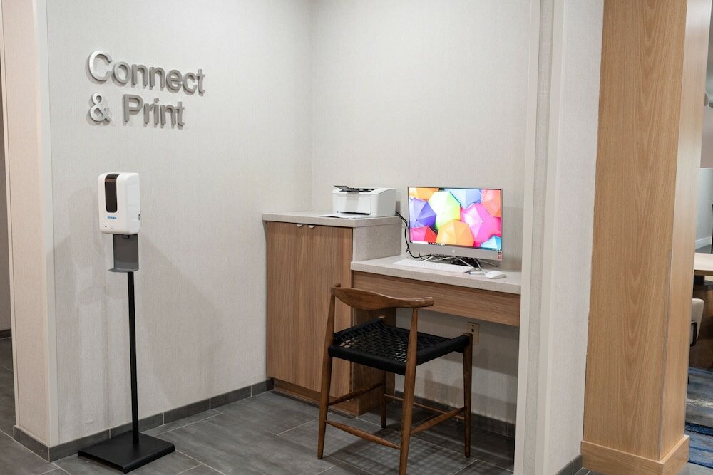 Фото Fairfield Inn and Suites by Marriott Denton