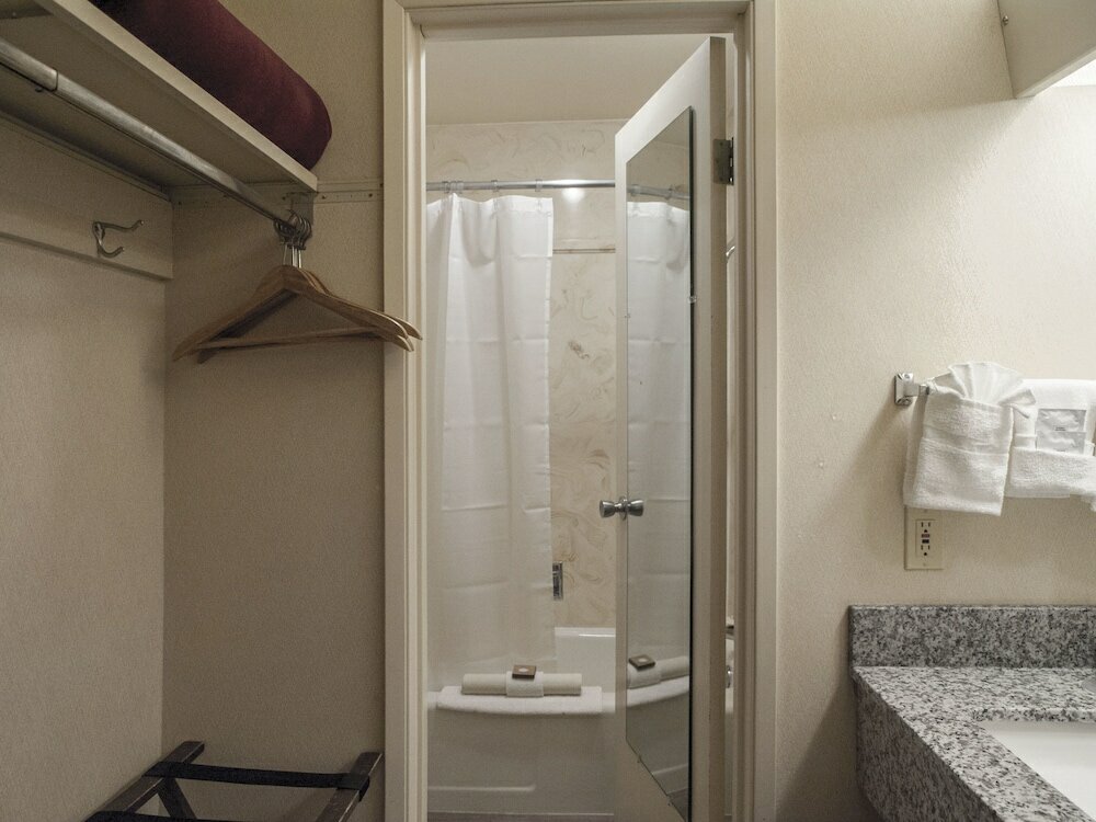 Фото Inn At The Convention Center