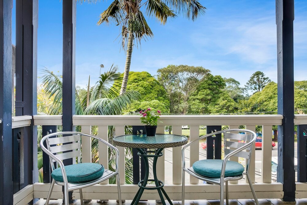 Фото The North Shore Hotel