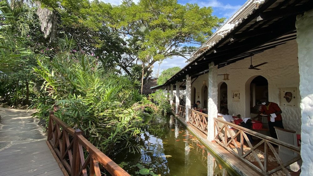 Фото Pinewood Beach Resort and SPA