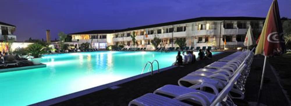 Фото Hotel Centro Turistico Gardesano