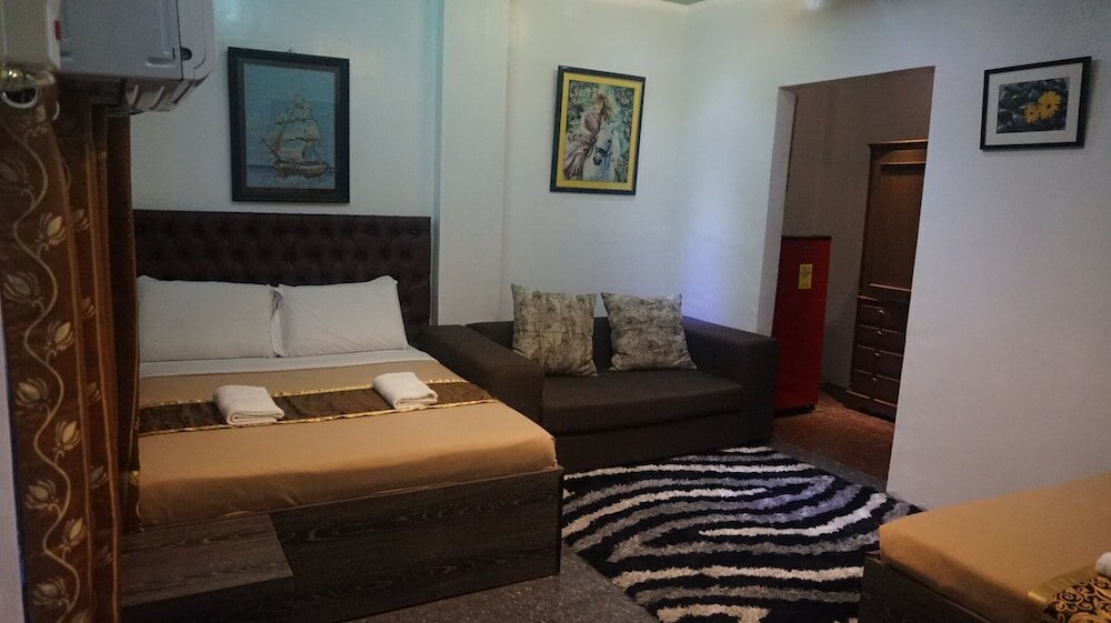 Фото Zanrock MicroHotel