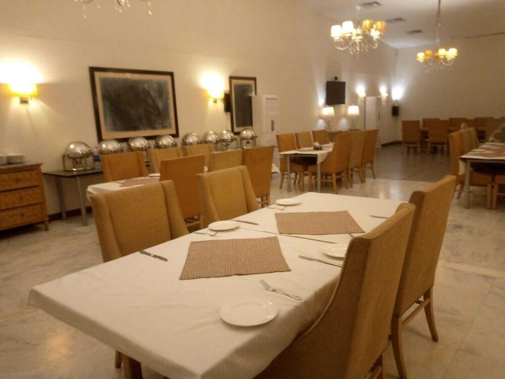 Фото The Enterprise