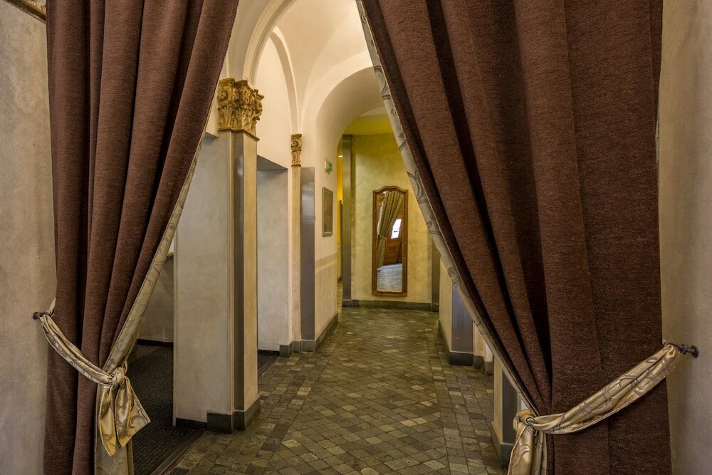 Фото Superior Hotel Prague