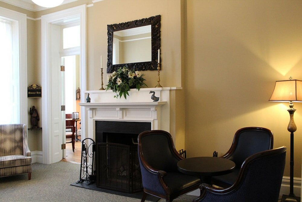 Фото The Priory Hotel