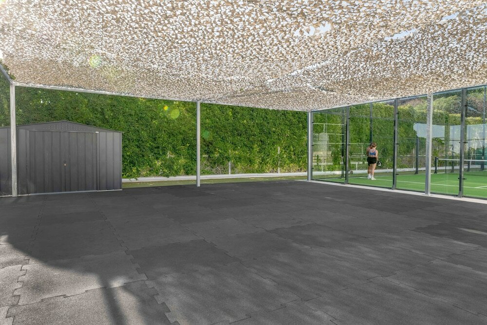 Фото Napa Mermaid Hotel & Suites