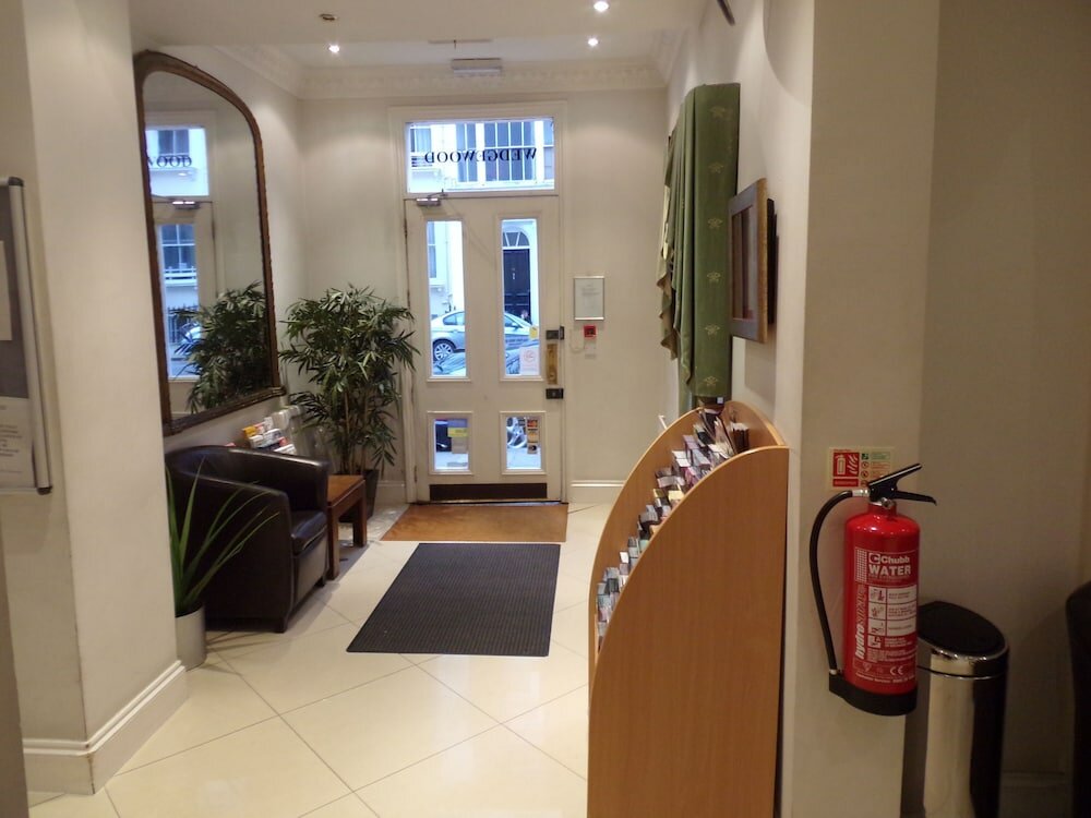 Фото Wedgewood Hotel