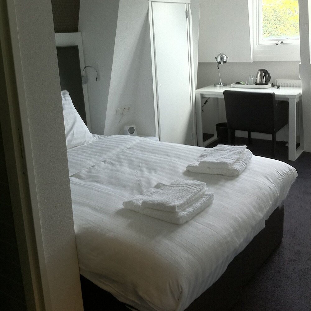 Фото Hotel Vossius Vondelpark