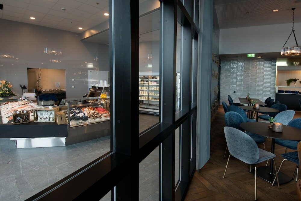 Фото Mandal Hotel