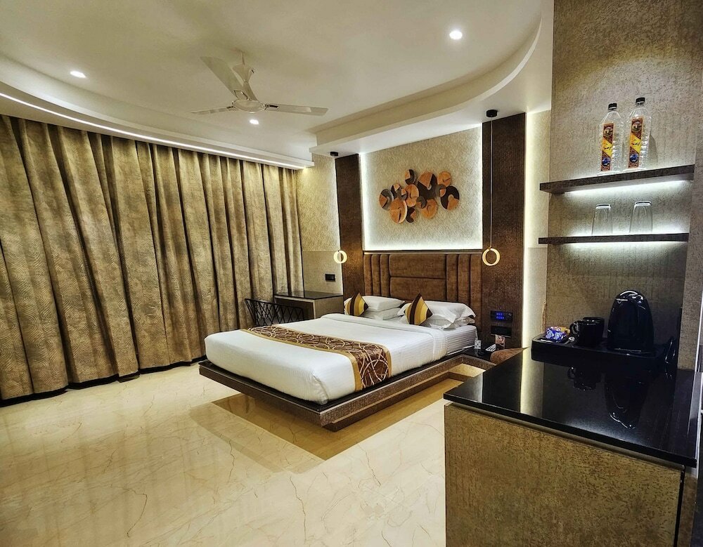 Фото Hotel Malligi