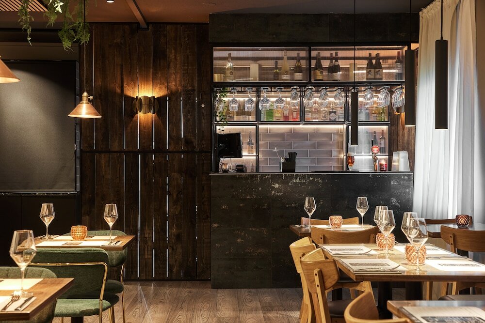 Фото Konvin Hotel by Reykjavik Keflavik Airport