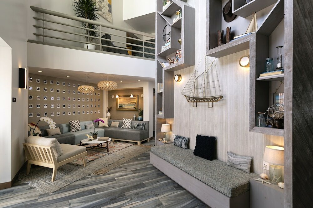 Фото Sandcastle Hotel on the Beach