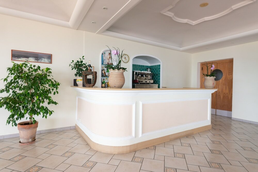 Фото Hotel Villa Ireos