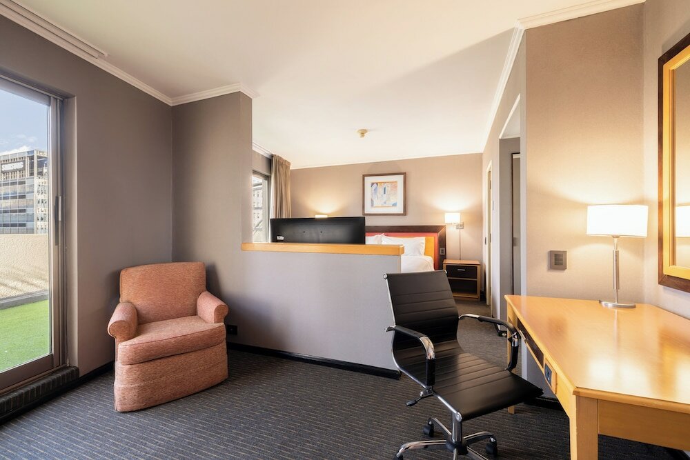 Фото Holiday Inn Express Puerto Madero