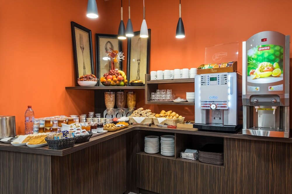 Фото Hôtel Victoria Lyon Perrache Confluence