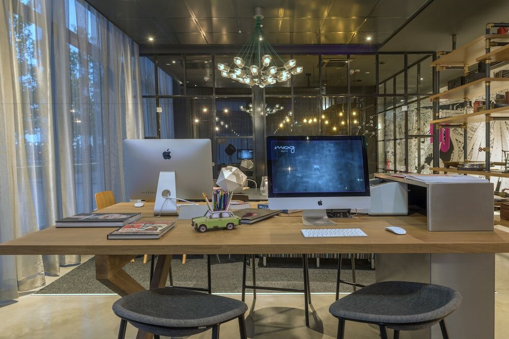 Фото Moxy Glasgow Merchant City