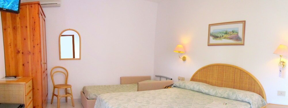 Фото Hotel Montemerlo