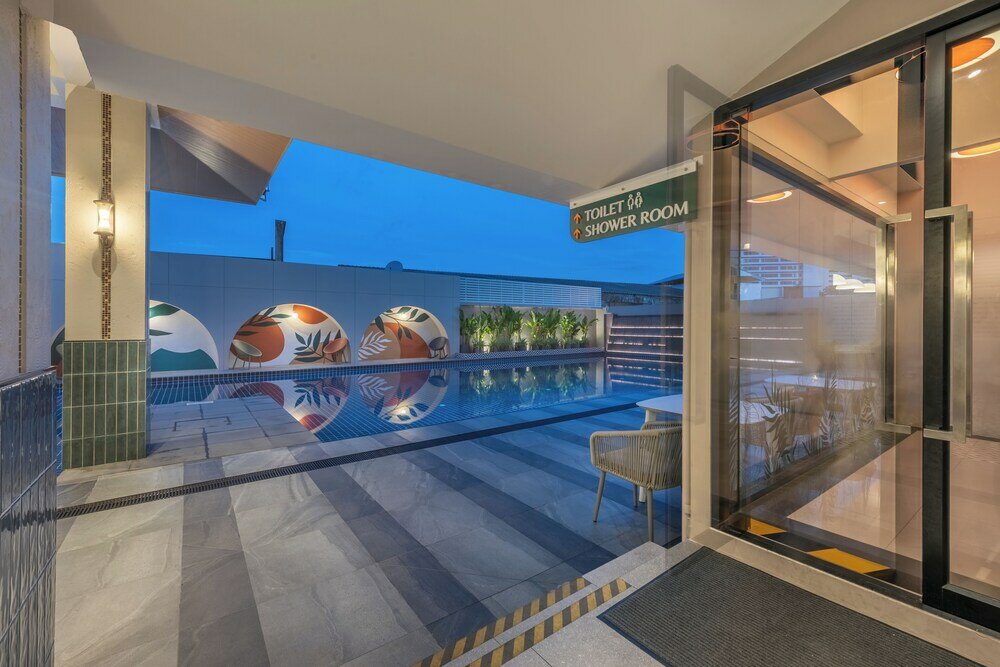 Фото Buri Sriphu Hotel & Convention Centre