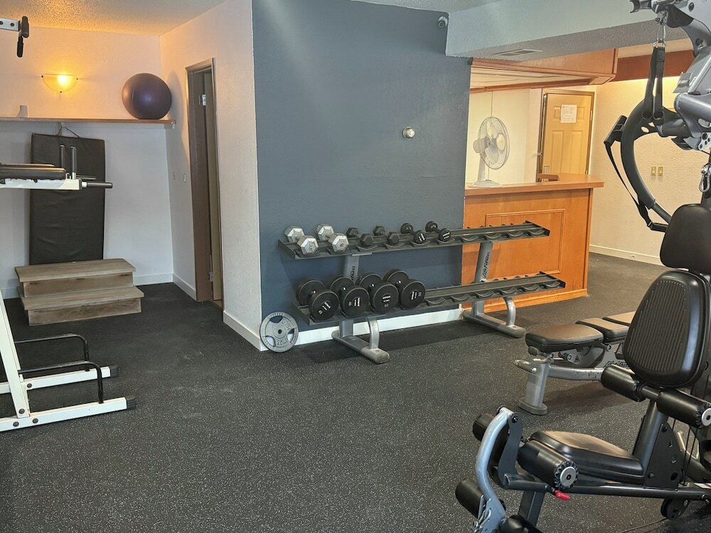 Фото Days Inn by Wyndham Drayton Valley