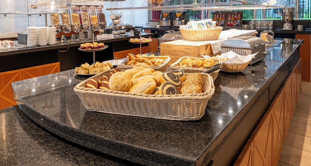 Фото Plaza Premium Köln