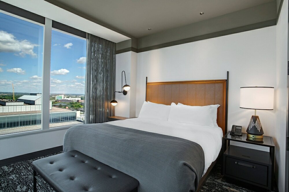 Фото The Farnam, Autograph Collection