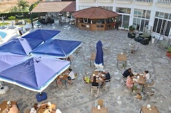 Фото Hotel Sempati