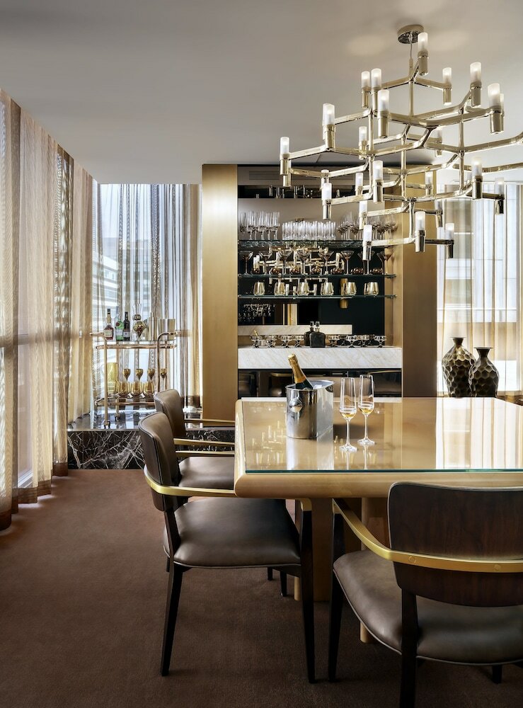 Фото Bisha Hotel Toronto