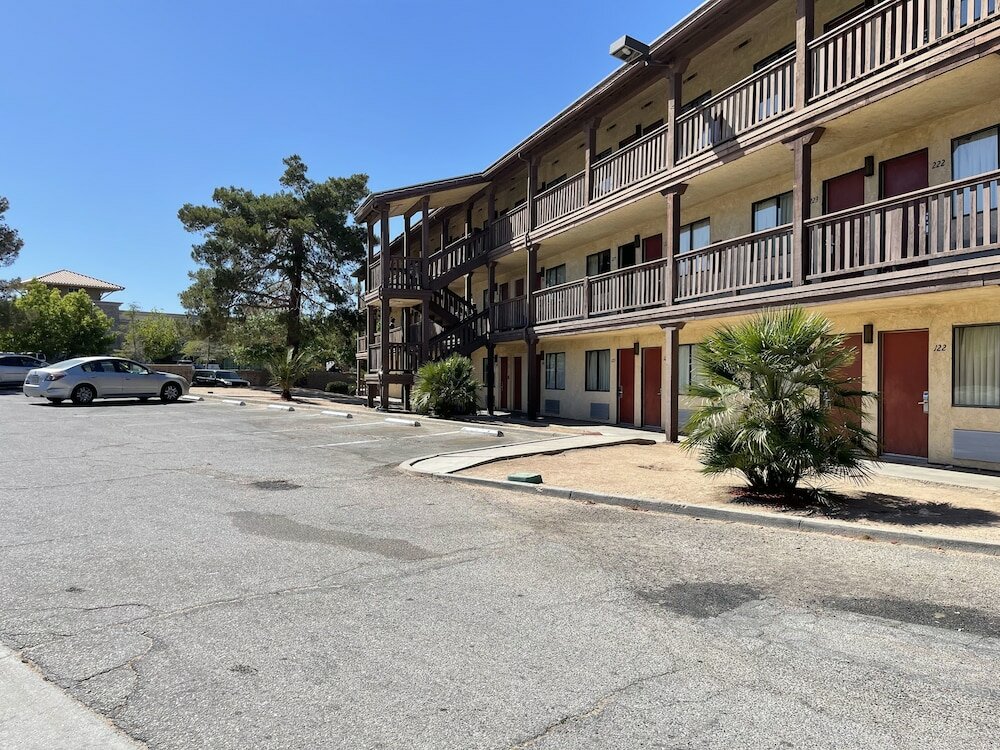 Фото Palms Inn & Suites