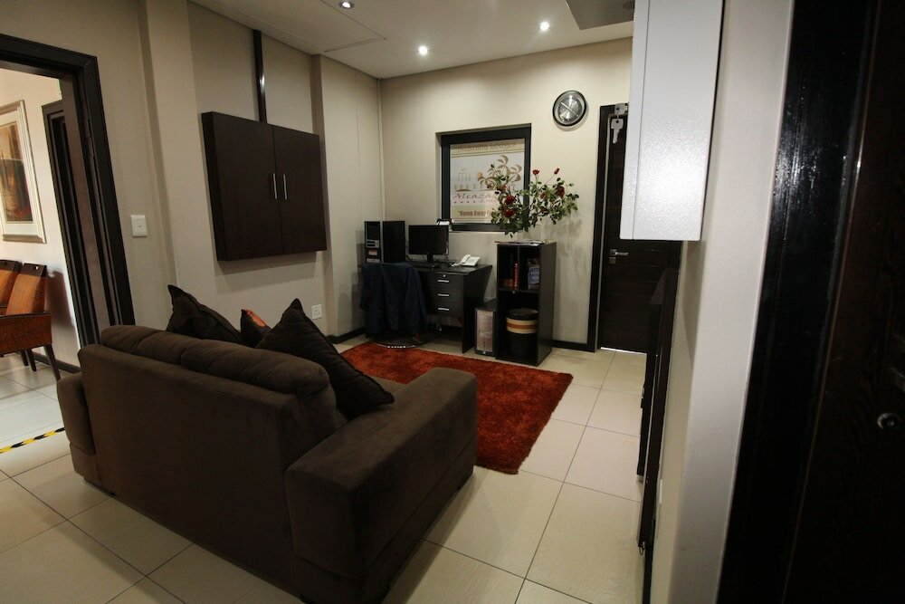 Фото Alcazaba Lodges