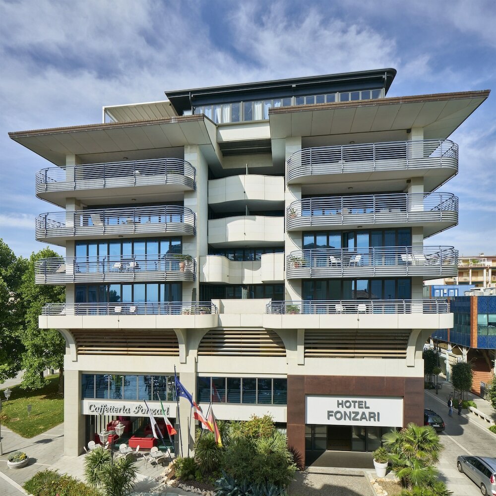 Фото Hotel Fonzari