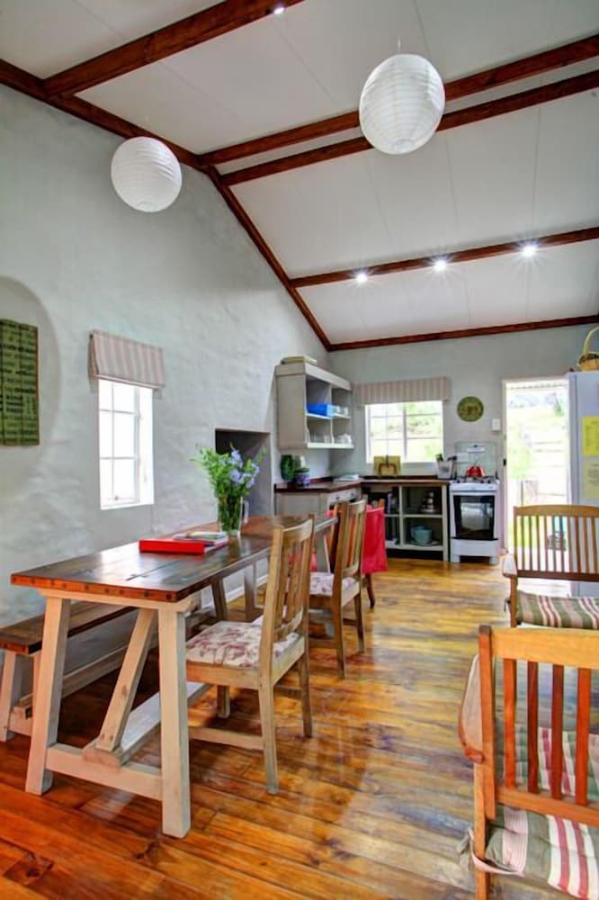 Фото Oakhurst Farm Cottages