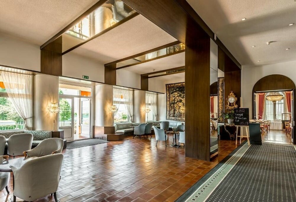 Фото Grand Hotel Europe