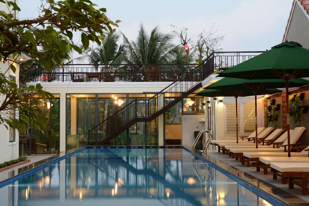 Фото River Waves Villa