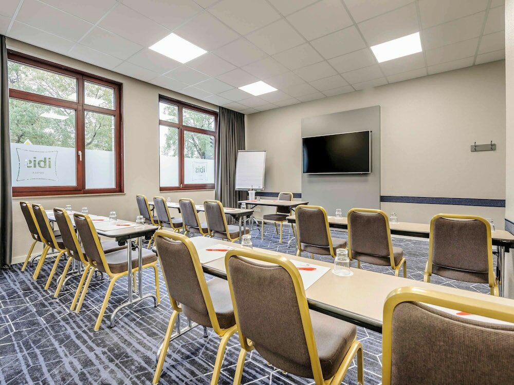 Фото Ibis Bremen City Hotel