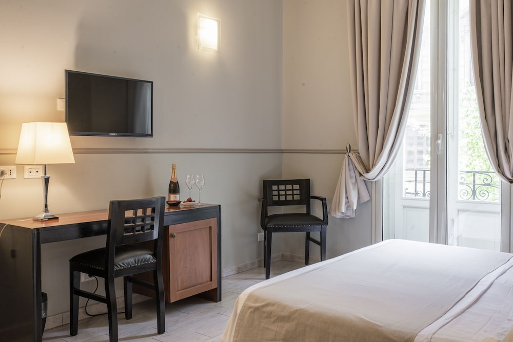 Фото Ambasciatori Hotel