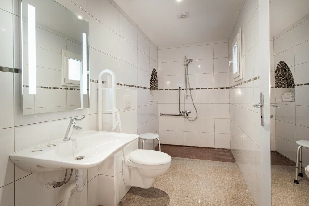 Фото Hotel Americain