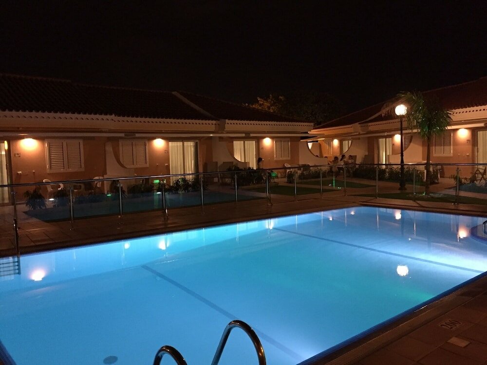 Фото Los Leones Bungalows