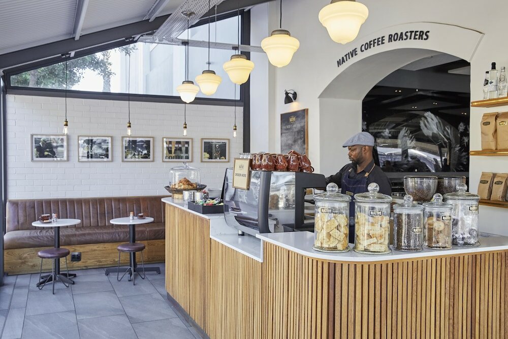 Фото Victoria & Alfred Hotel by Newmark