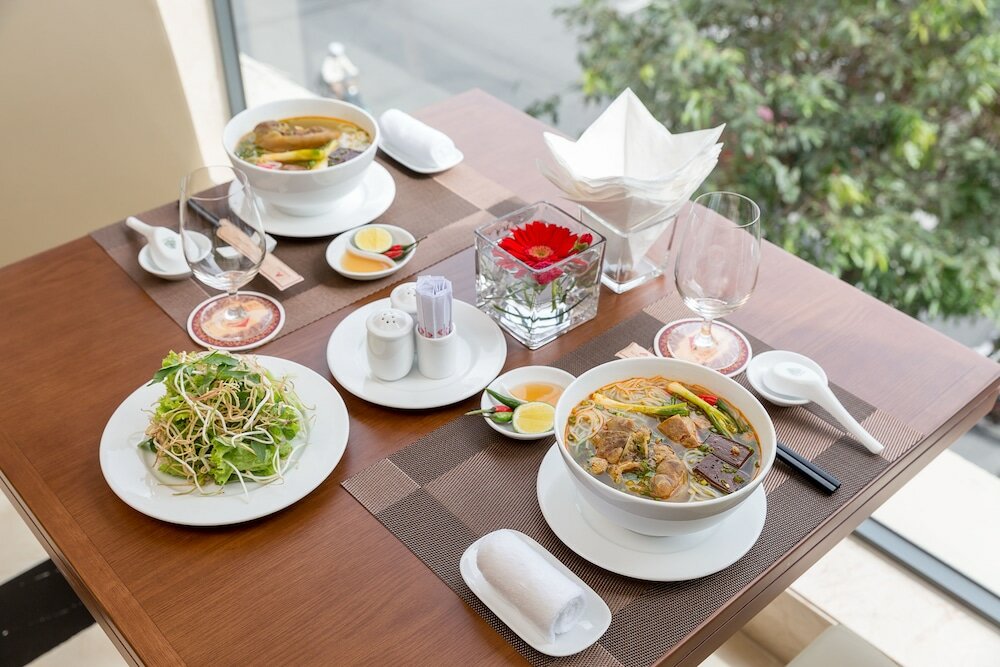 Фото Val Soleil Hotel