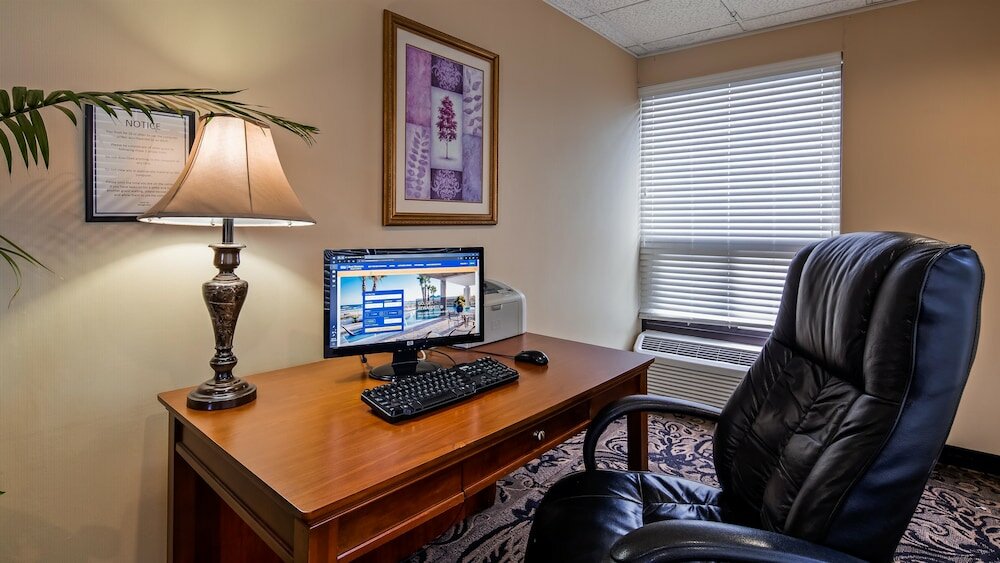 Фото Best Western Galaxy Inn