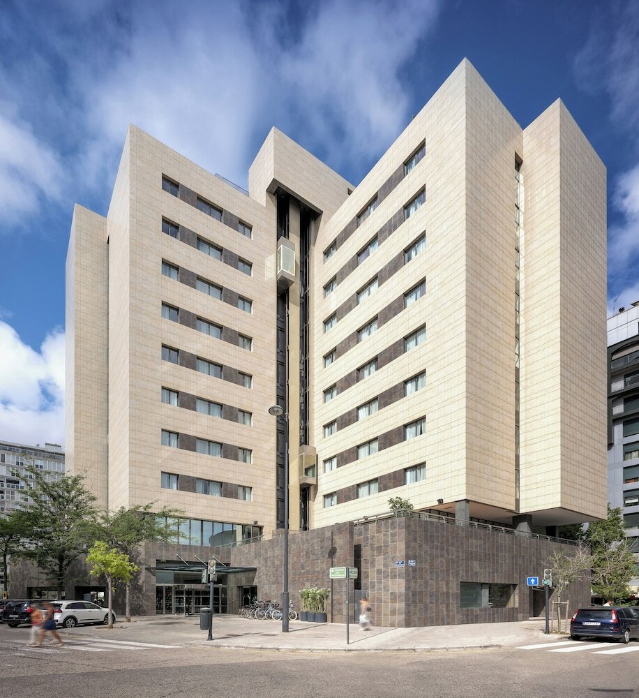 Фото Hotel Valencia Oceanic Affiliated by Meliá