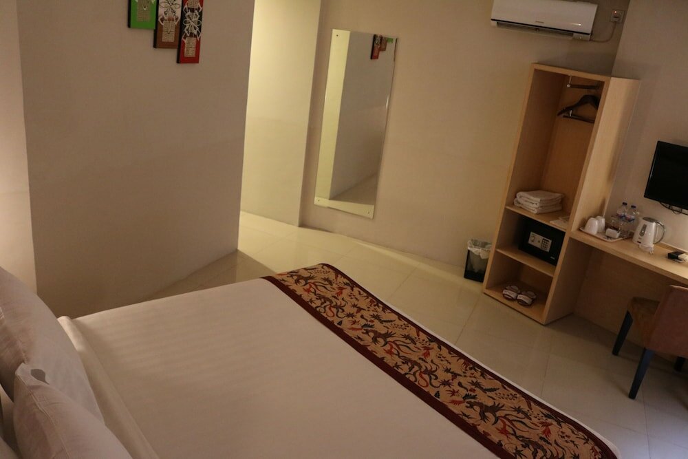 Фото Bekizaar Hotel Surabaya