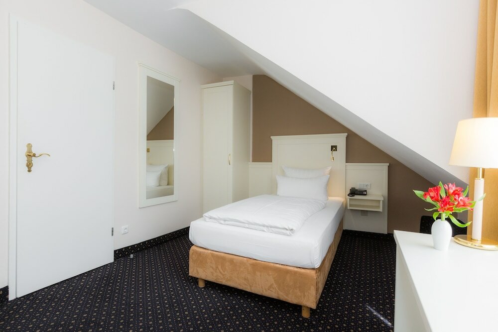 Фото Hotel Fürst Bismarck