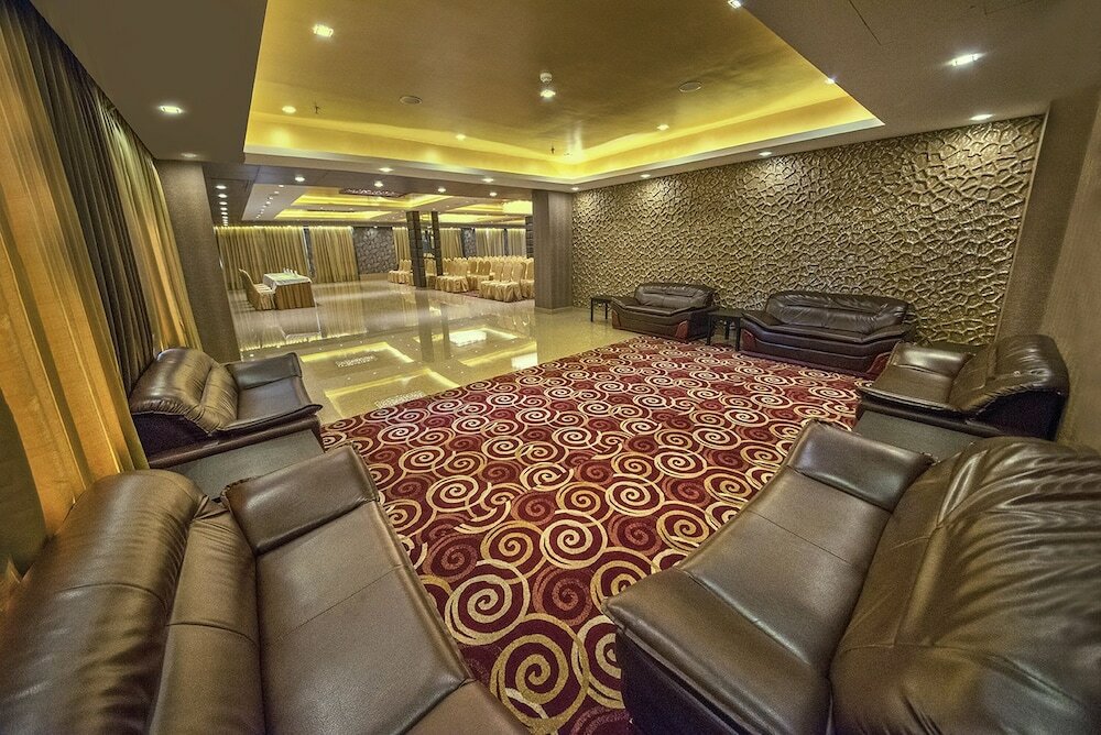 Фото The Fern Residency Kolkata