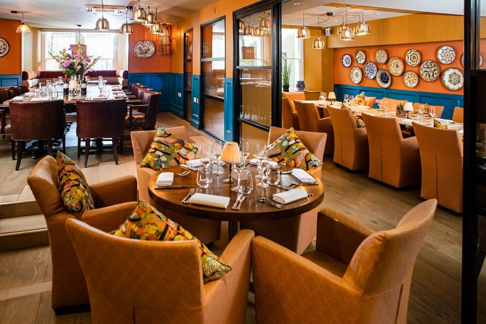 Фото The Bird, Bath