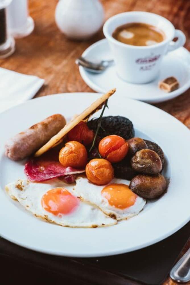 Фото Cornhill Castle Hotel