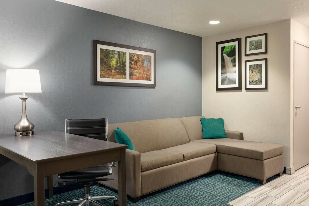 Фото La Quinta Inn by Wyndham Peru Starved Rock State Park