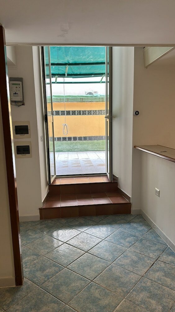 Фото B&b Napoli La scalinata di Chiaia