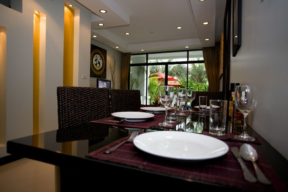 Фото Palm Grove Resort